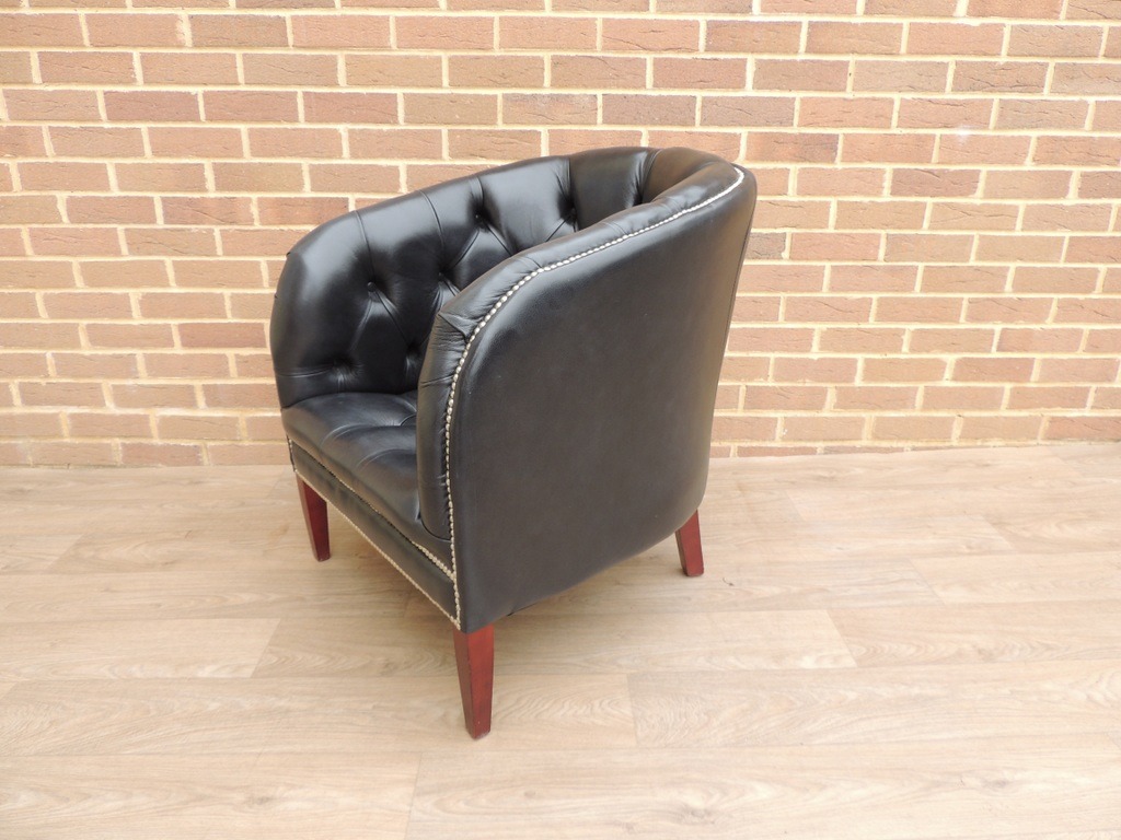 Burghley Tub Chair - Image 4