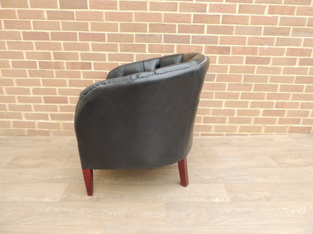 Burghley Tub Chair - Image 5