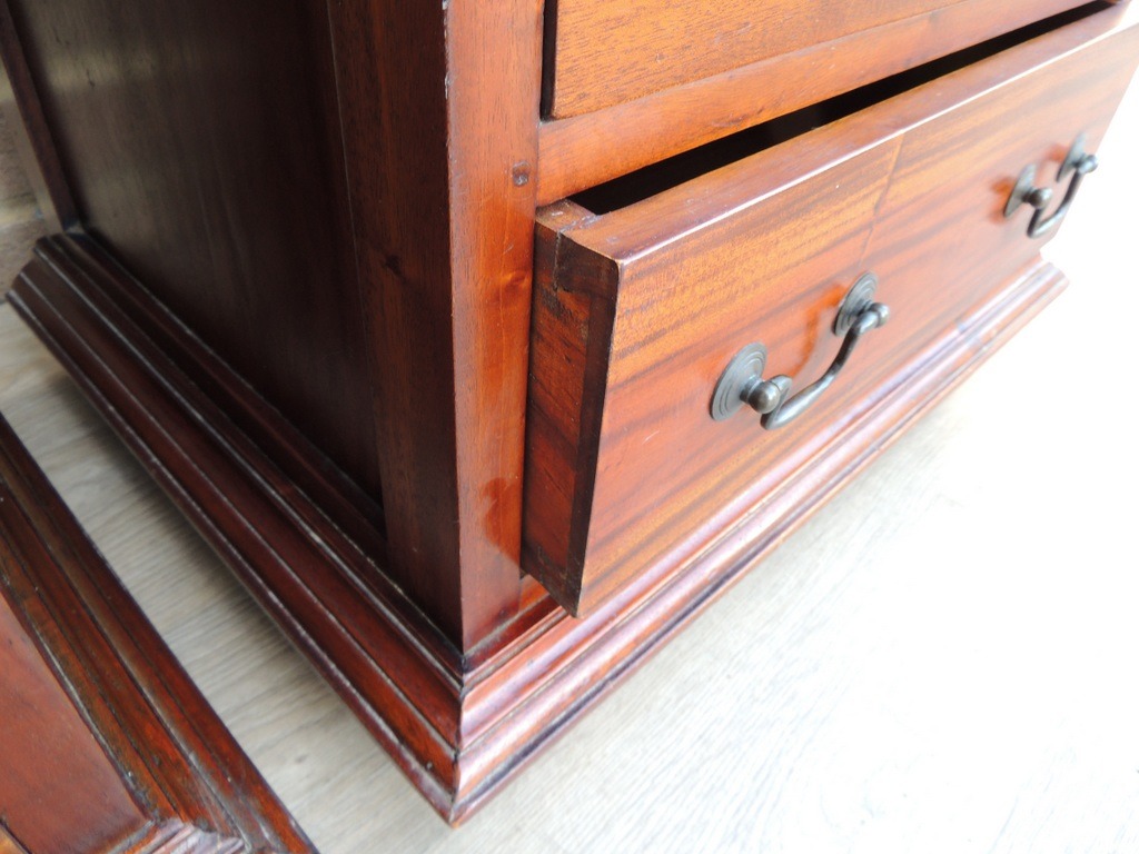 Ancient Mariner Bedside Chests - Image 9