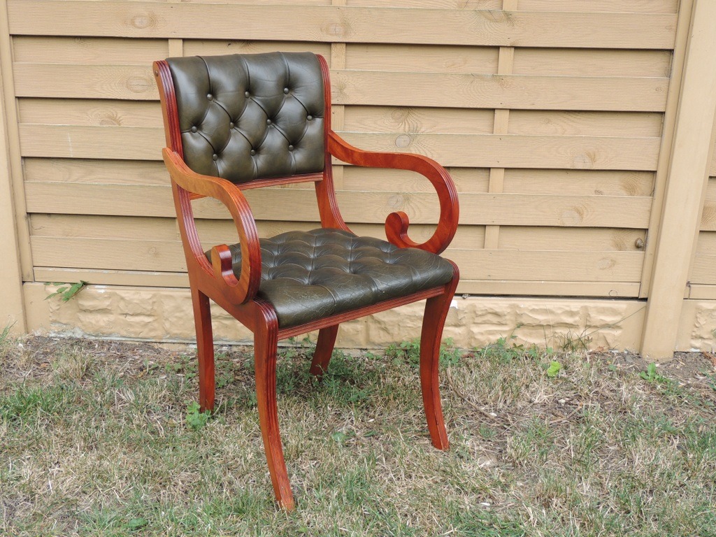 Beresford and Hicks Chesterfield Chair - Image 5