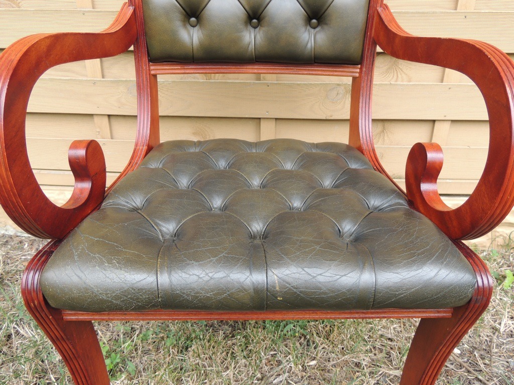 Beresford and Hicks Chesterfield Chair - Image 7