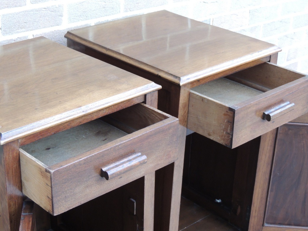 Pair of Vintage Bedside Cabinets - Image 5