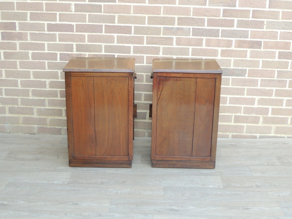 Pair of Vintage Bedside Cabinets - Image 13