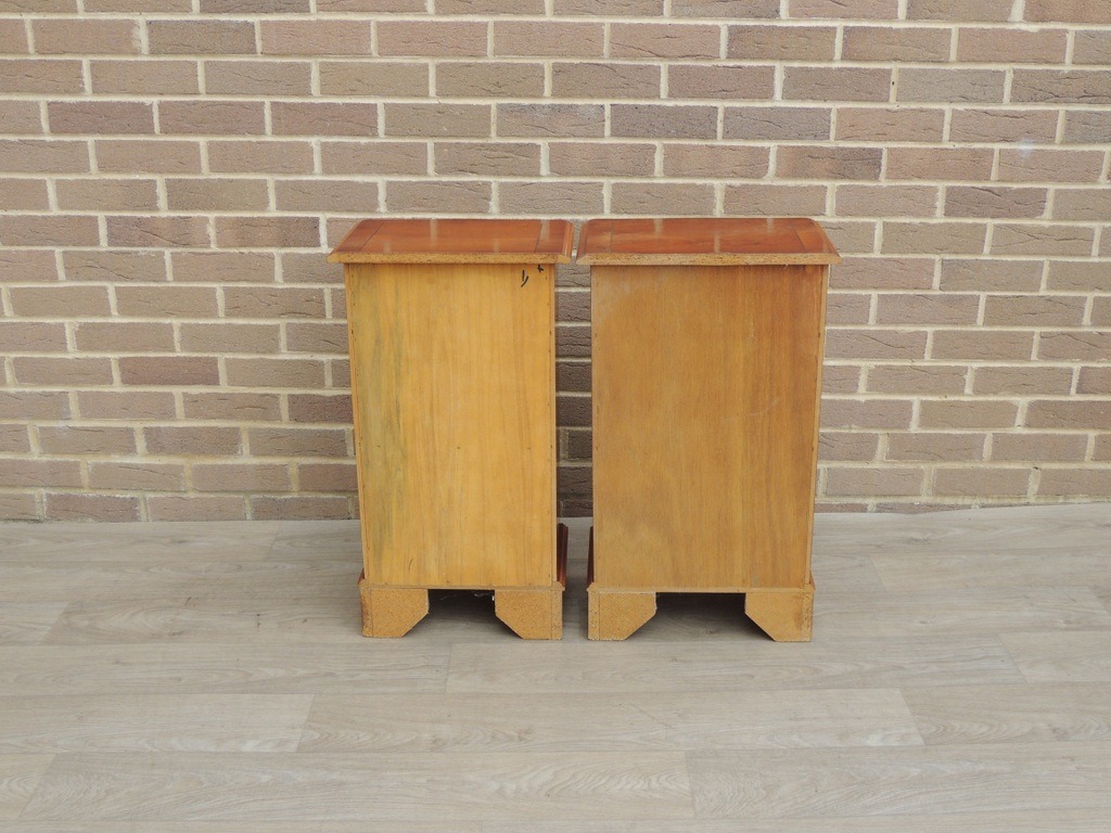 Pair of Burr Side Tables - Image 7