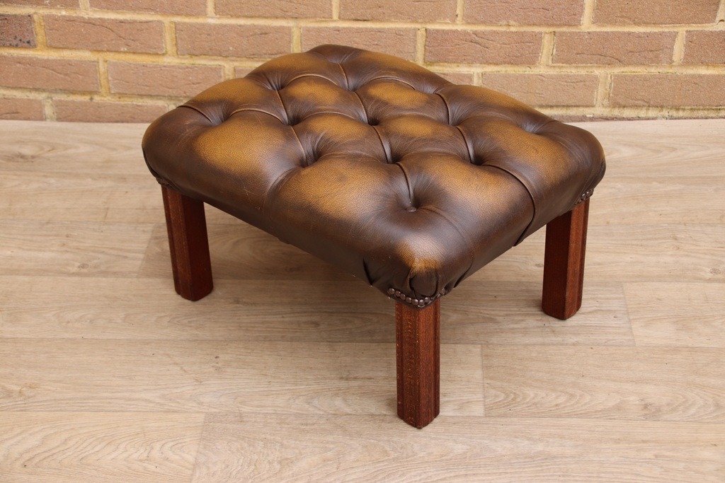 Chesterfield Compact Footstool - Image 4