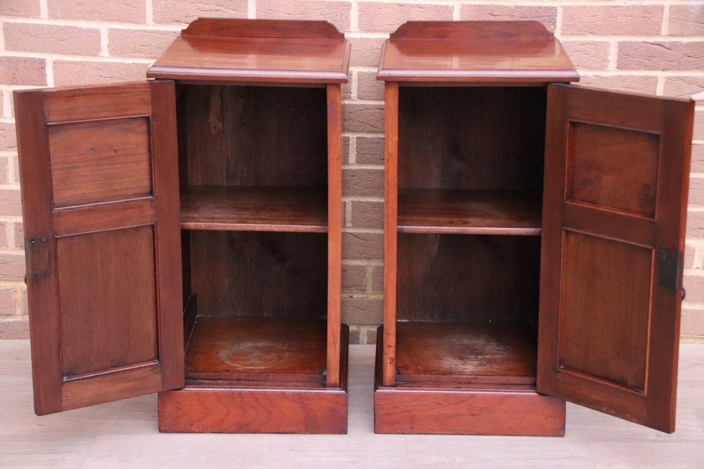 Pair of Antique Mahogany Pot Cupboards - Image 4