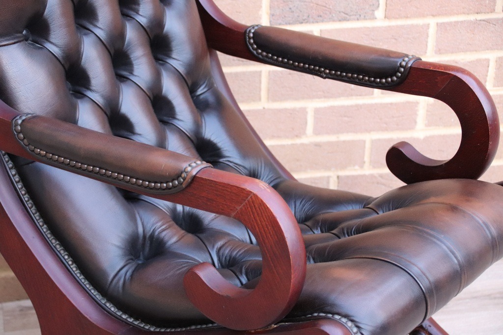 Chesterfield Slipper Chair - Image 9