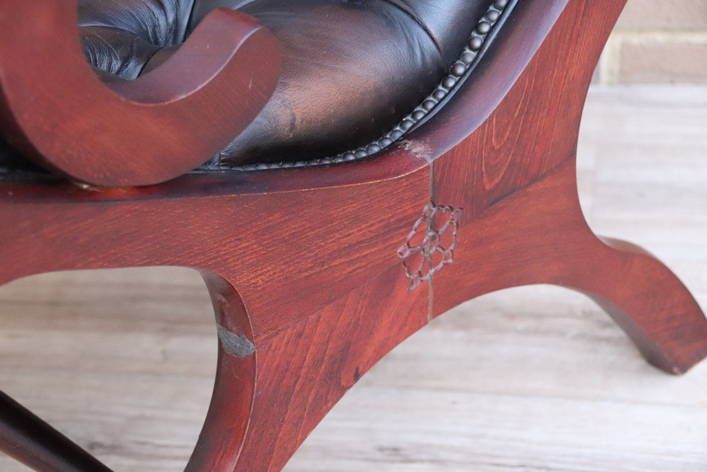 Chesterfield Slipper Chair - Image 13