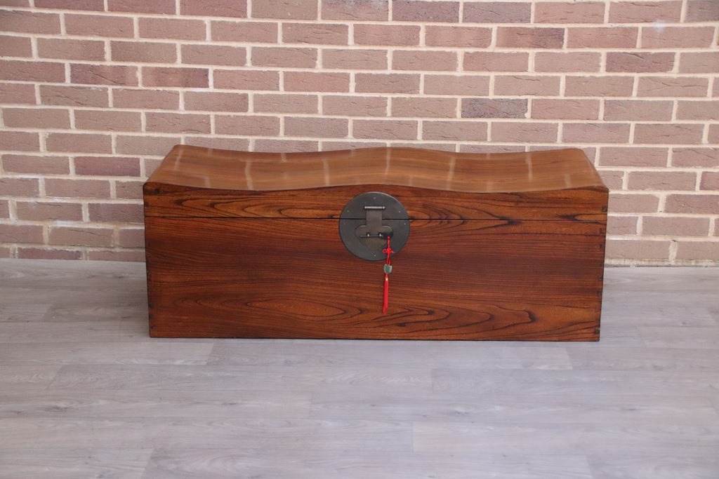 Luxury Elm Storage Trunk - Image 2