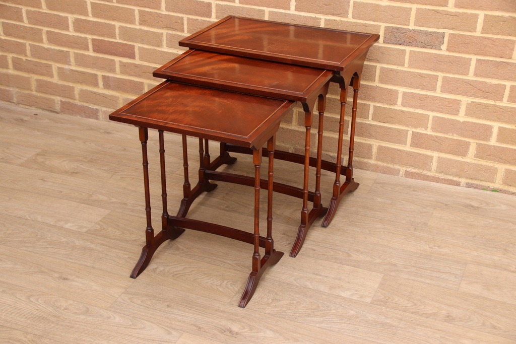 Nest of Vintage Tables - Image 7