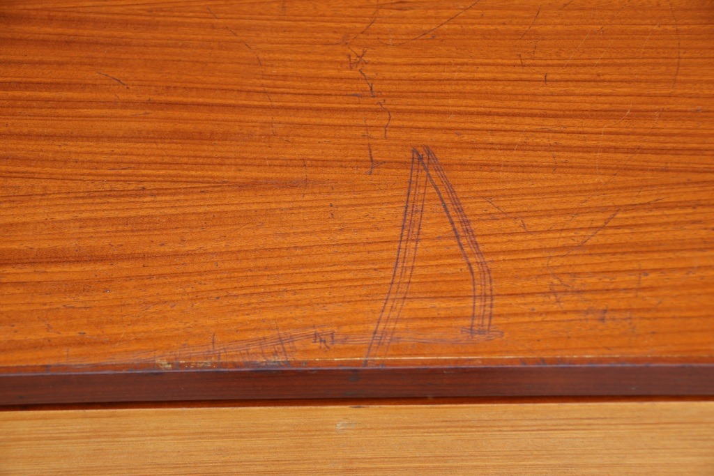 Pair of Retro Bedside / Lamp Tables - Image 20