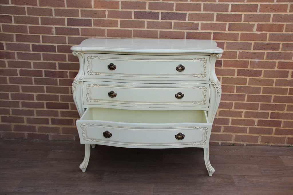 Frank Hudson Alexandria French Chest of Drawers - Image 5
