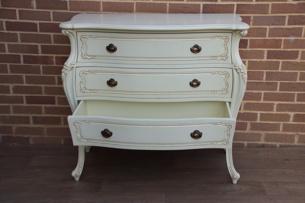 Frank Hudson Alexandria French Chest of Drawers - Image 6