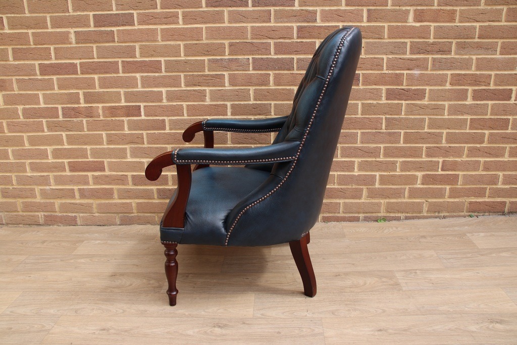 Saxon Chesterfield Chair - Image 4