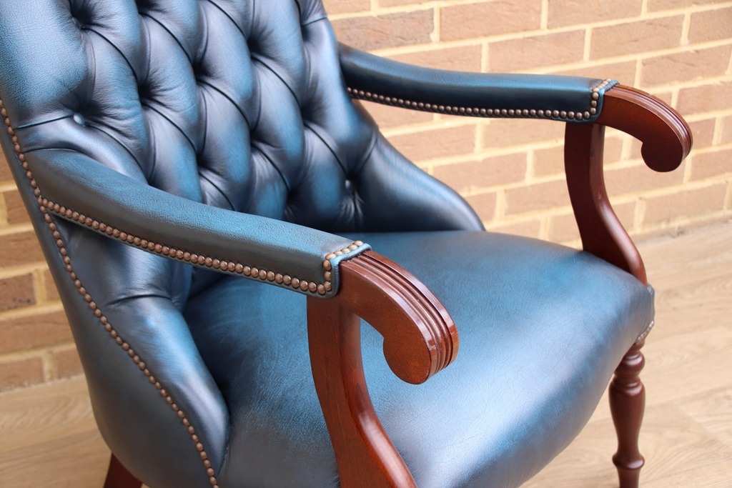 Saxon Chesterfield Chair - Image 12
