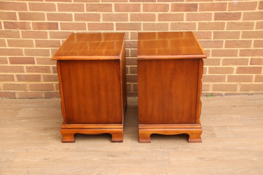 Pair of Dixie Bedside Chests - Image 17