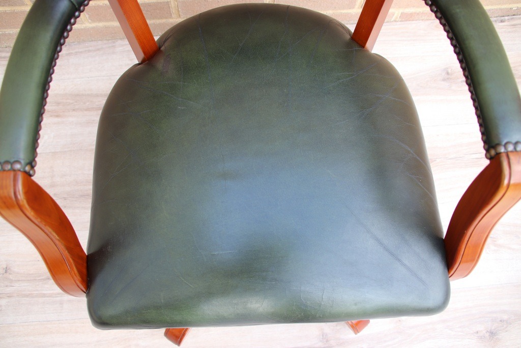 Bankers Chesterfield Chair - Image 9