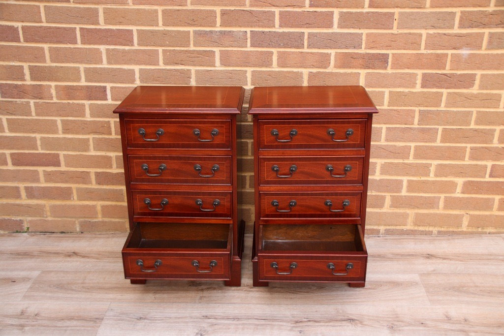 Pair of Wooden Bedside Chests - Image 3