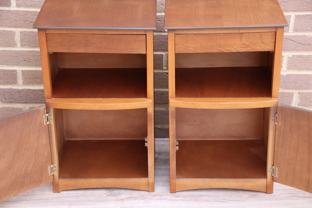 Pair of Retro Vintage Bedside Tables - Image 4