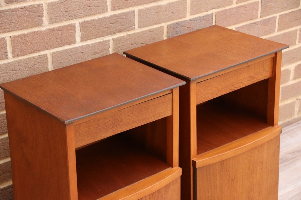 Pair of Retro Vintage Bedside Tables - Image 12