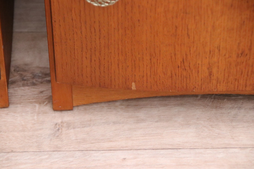 Pair of Retro Vintage Bedside Tables - Image 16