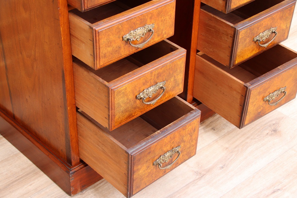 Pair of Victorian Antique Bedside Chests - Image 8