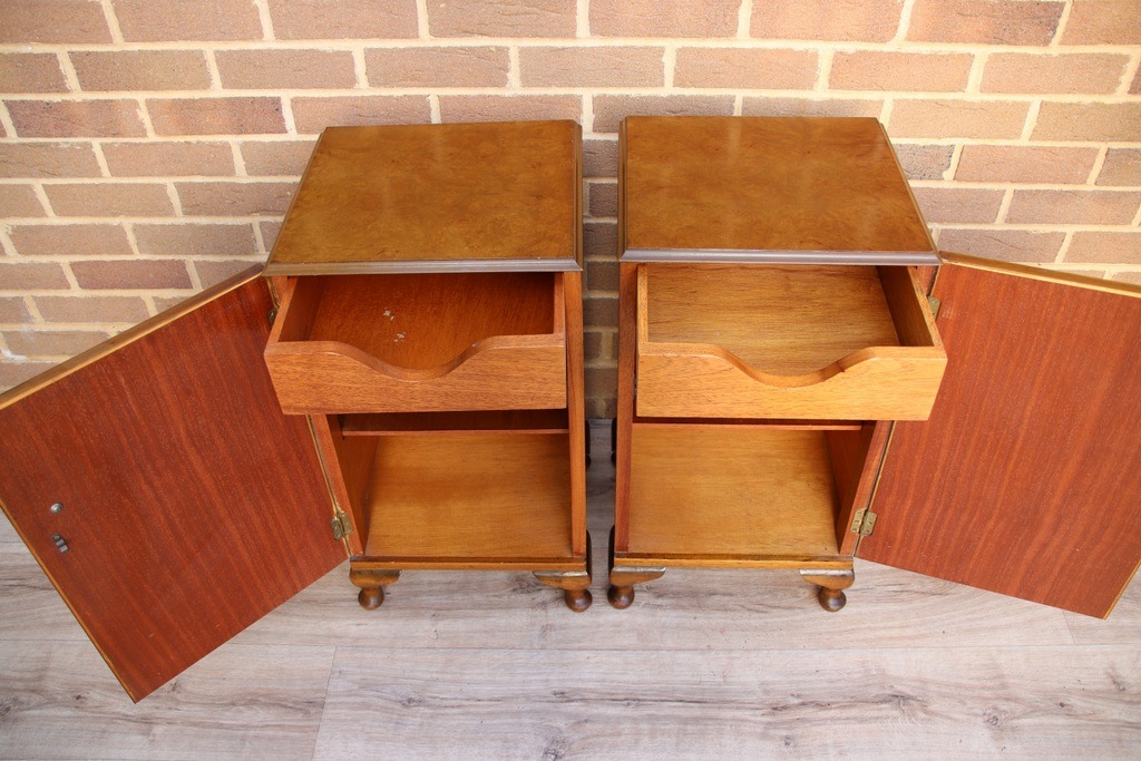 Pair of Antique Burr Walnut Bedside Cabinets - Image 8
