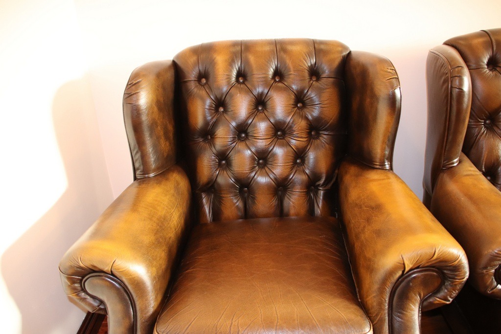 Pair of Thomas Lloyd Chesterfield Regent Armchairs - Image 2