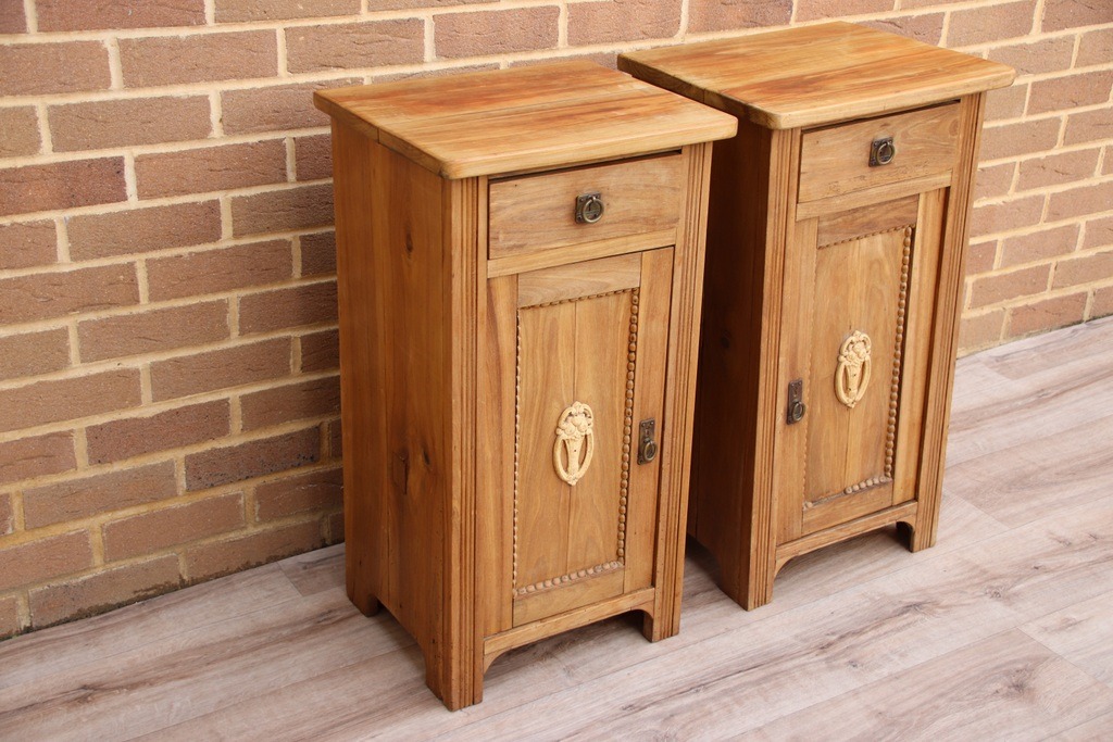 Pair of Antique Neoclassical English Pine Bedside Tables - Image 3