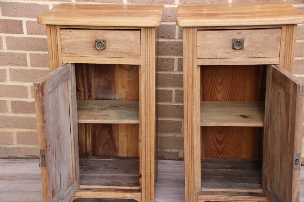 Pair of Antique Neoclassical English Pine Bedside Tables - Image 4