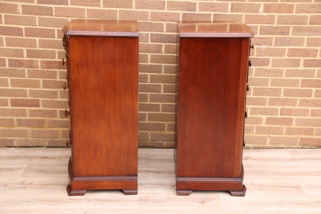 Pair of Harrods Chest of Drawers - Image 9