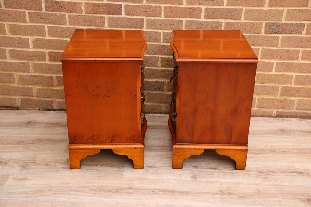 Pair of Burr Bedside Tables - Image 15
