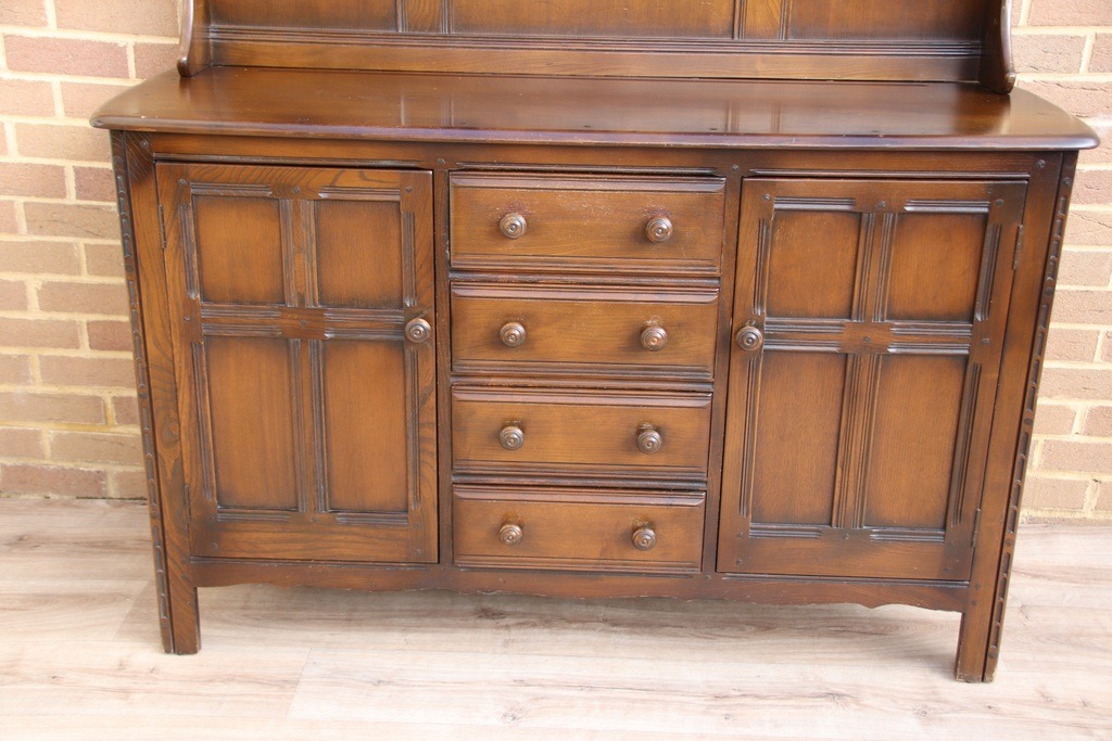 Ercol Welsh Dresser - Image 3