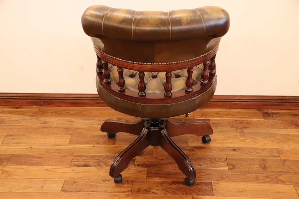 Chesterfield Captains Chair - Image 5