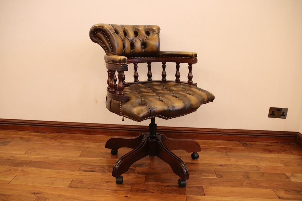 Chesterfield Captains Chair - Image 7
