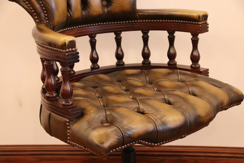 Chesterfield Captains Chair - Image 9