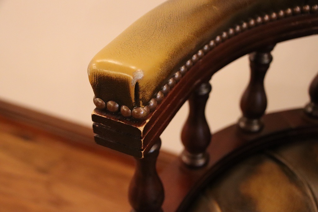 Chesterfield Captains Chair - Image 12