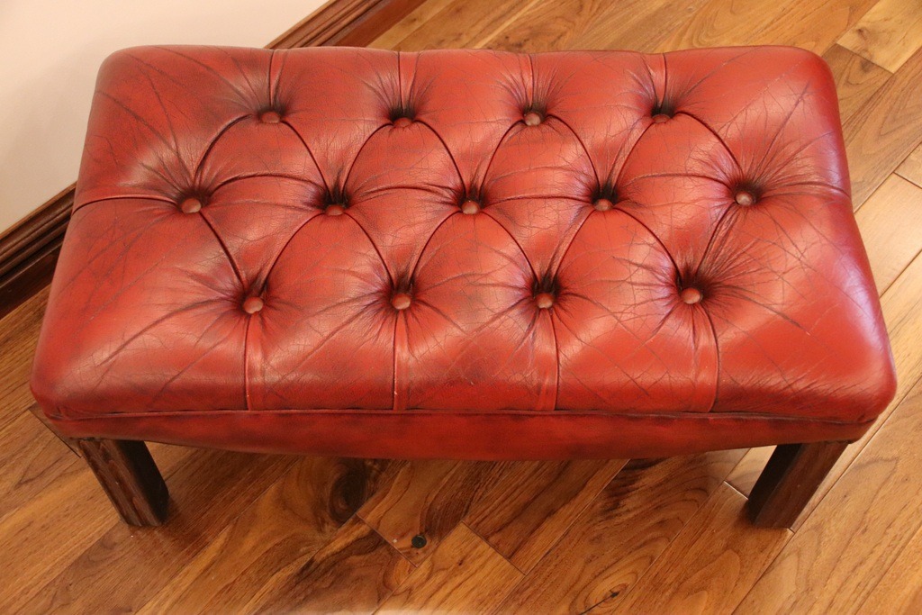 Chesterfield Vintage Footstool - Image 9
