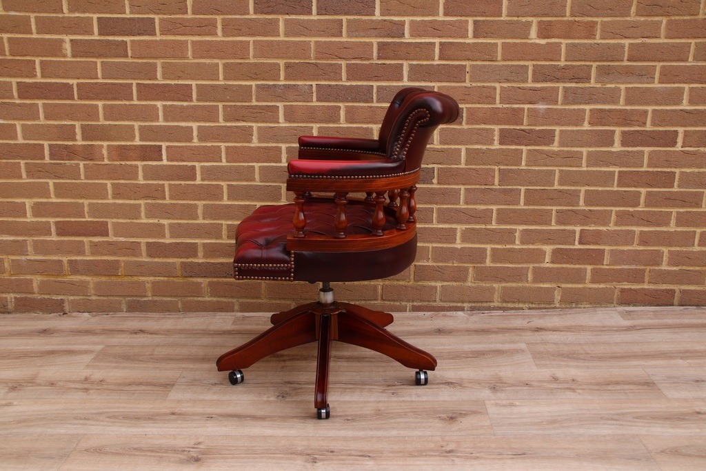 Chesterfield Captains Chair - Image 4