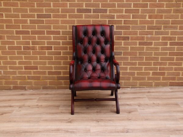 Chesterfield Slipper Chair