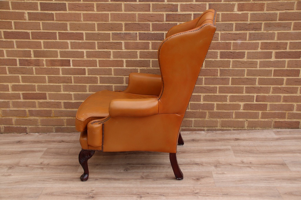 Chesterfield Vintage Wingback Armchair - Image 4