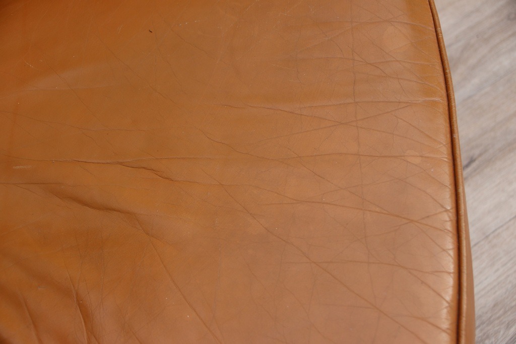 Chesterfield Vintage Wingback Armchair - Image 17