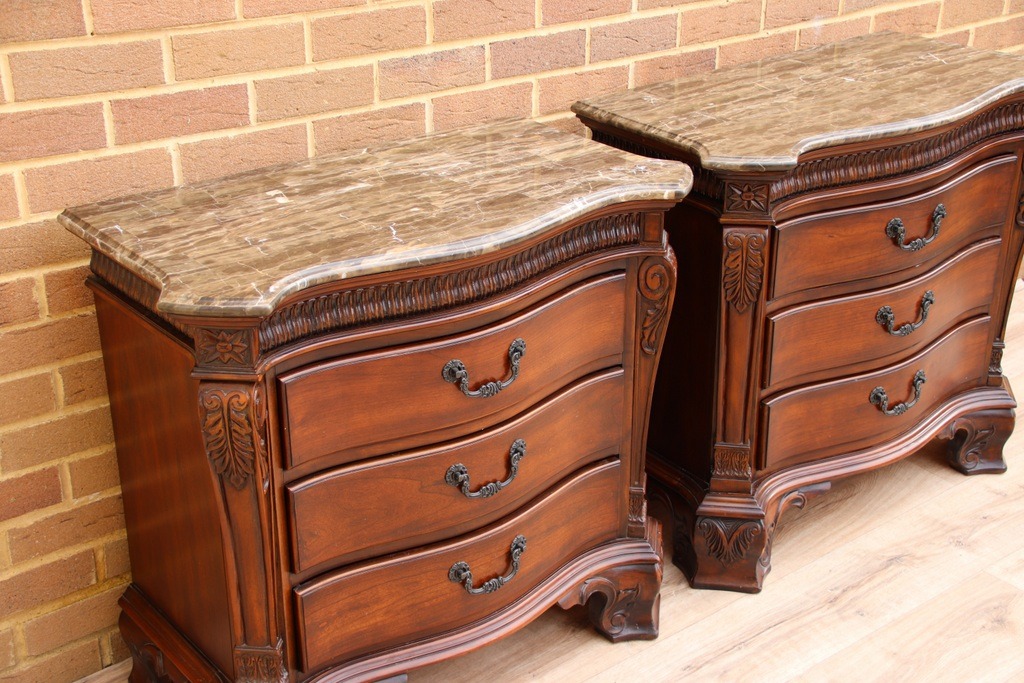 Pair of Elegant Bedside Chests with Marble - Image 4