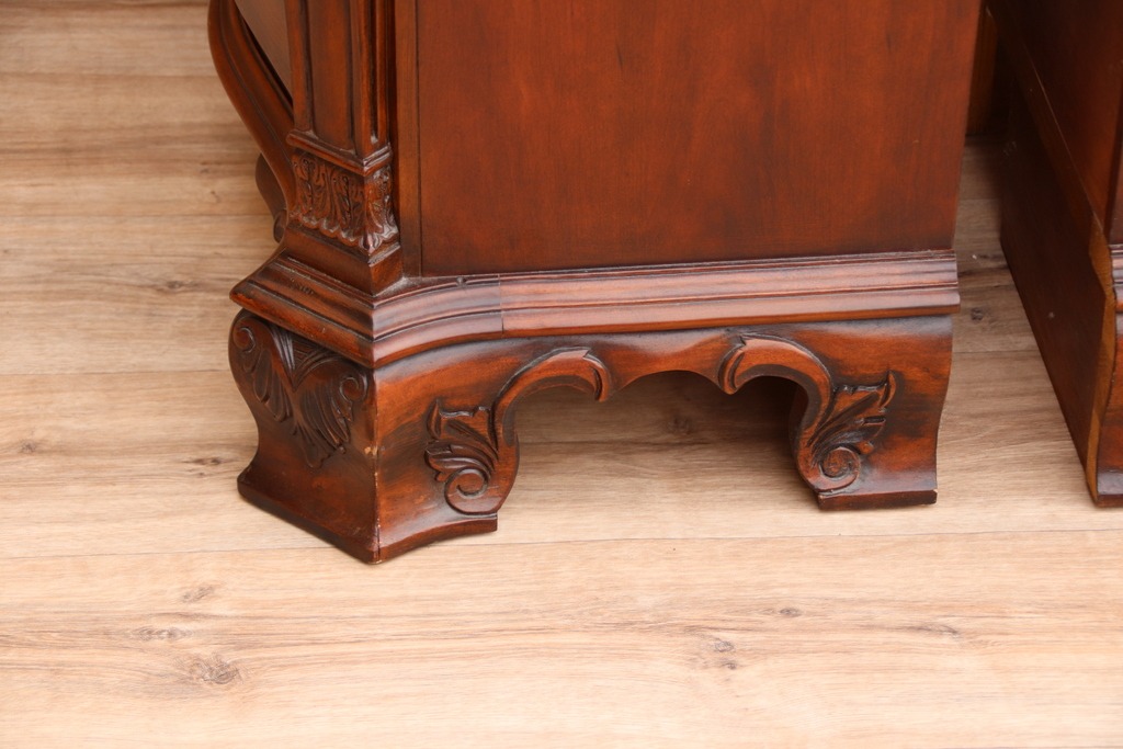 Pair of Elegant Bedside Chests with Marble - Image 22