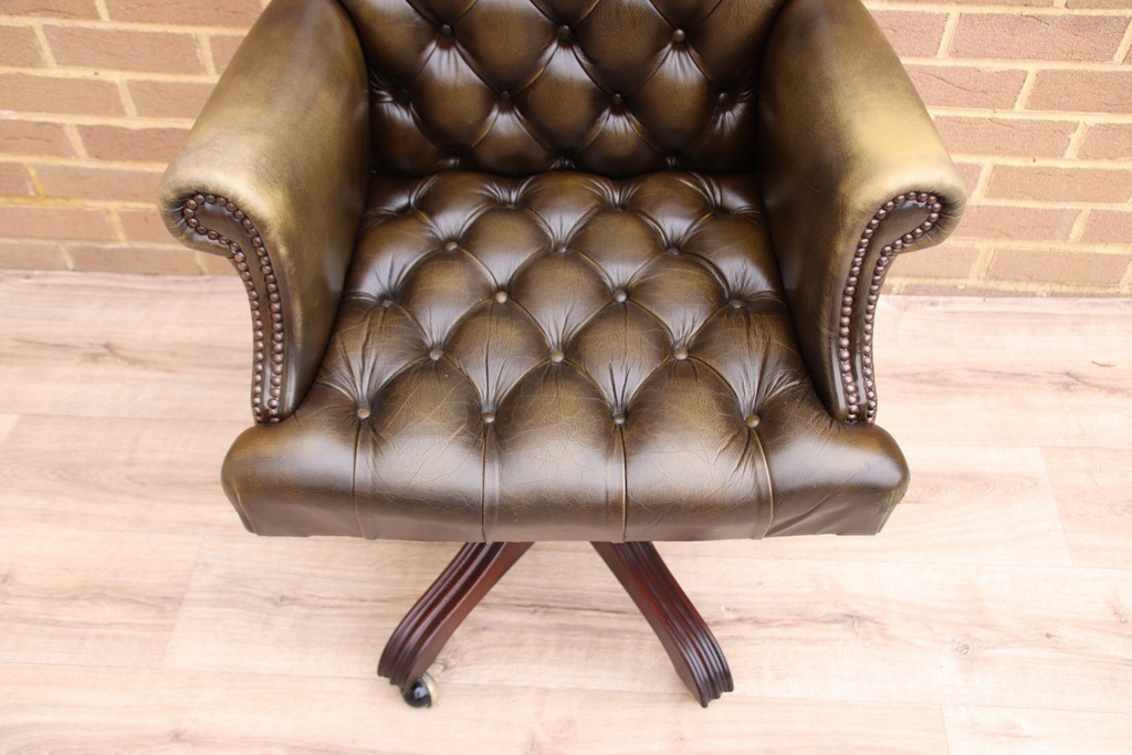 Chesterfield Directors Wade Chair - Image 7