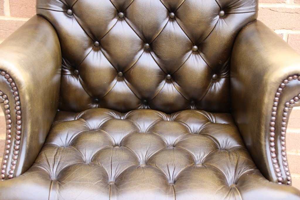 Chesterfield Directors Wade Chair - Image 9