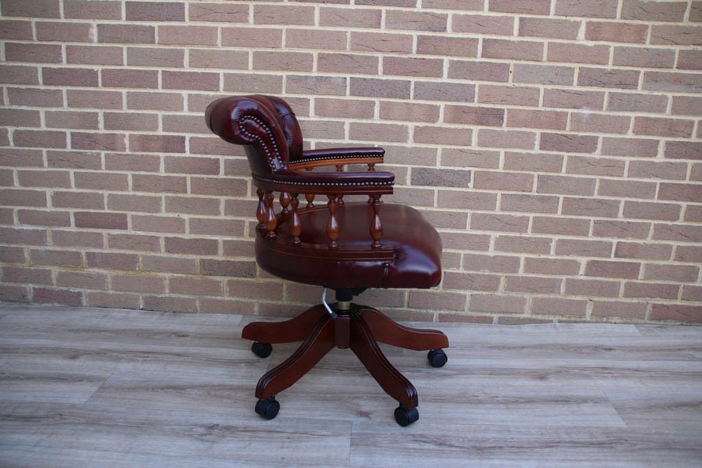 Chesterfield Captains Chair - Image 7