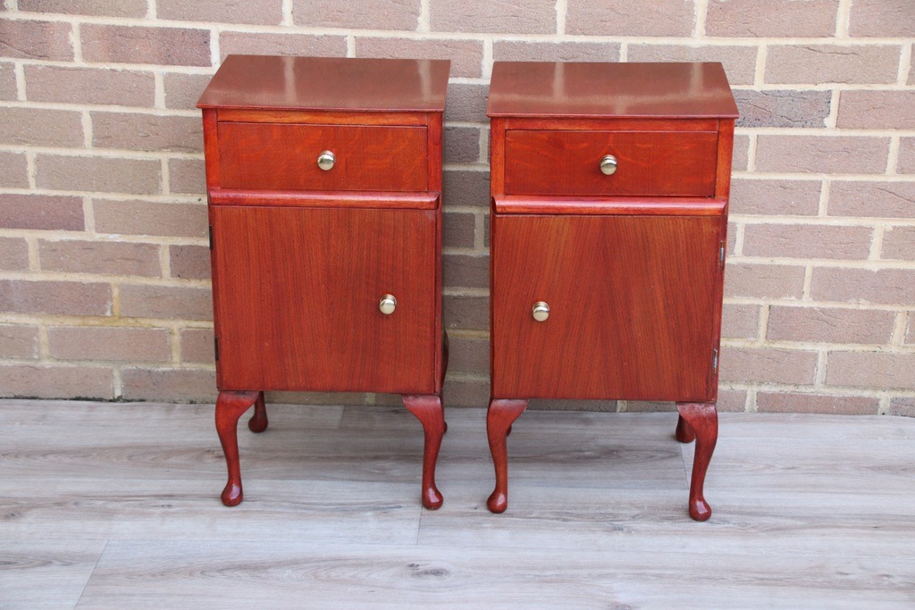 Pair of Queen Anne Bedside Tables - Image 2