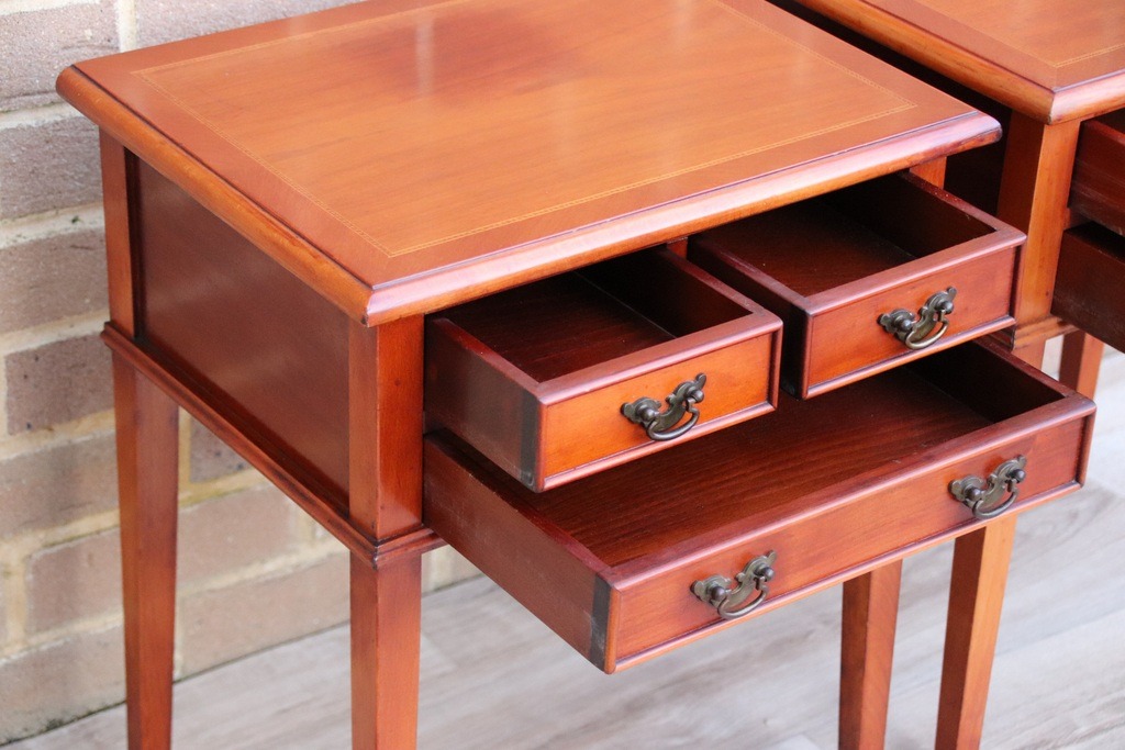 Pair of Compact Bedside Tables - Image 6