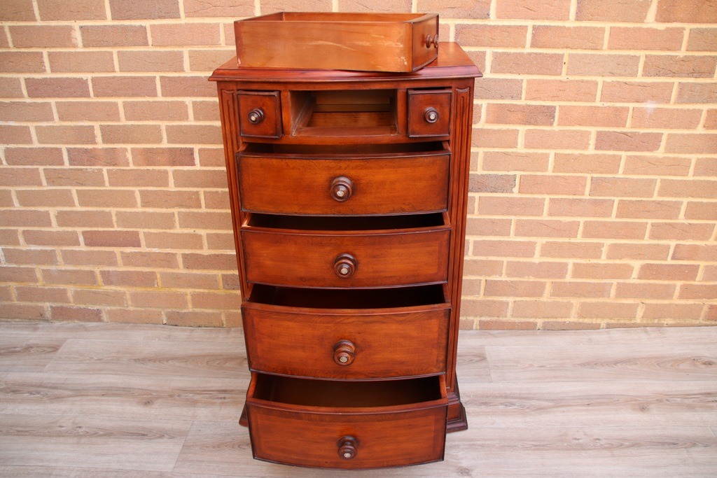 Frank Hudson Chest of Drawers - Image 6
